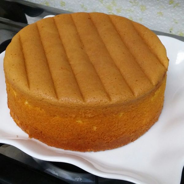 海綿蛋糕 全蛋打發法：Kelly  Wang 一起做