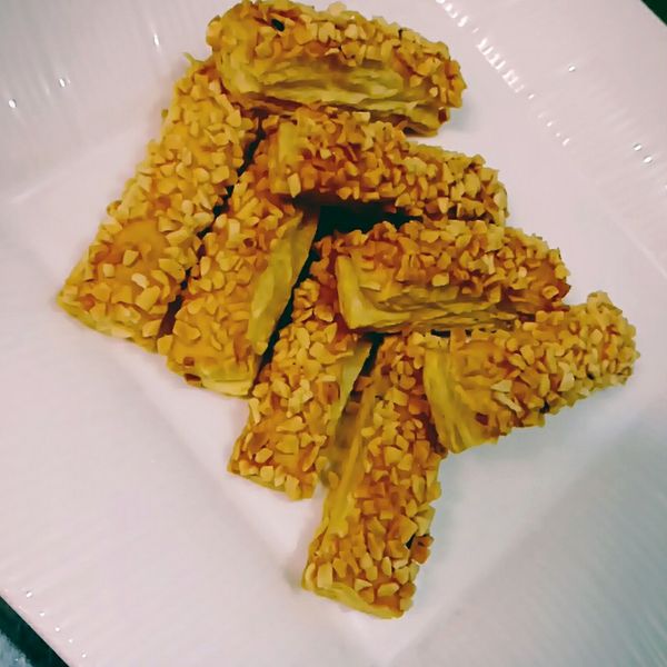 簡易好吃~杏仁千層酥：葉毛多 一起做