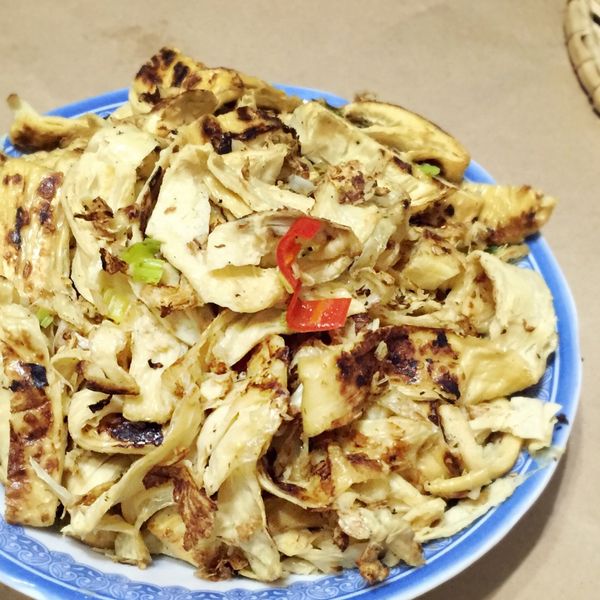 十分鐘常備菜-蔥蒜香炒豆皮 : Lumi一起做