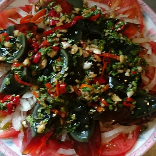 泰式涼拌皮蛋：米朵 一起做