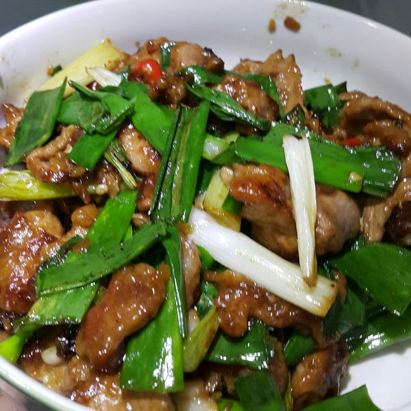 蔥爆肉絲 : Amber Chang一起做