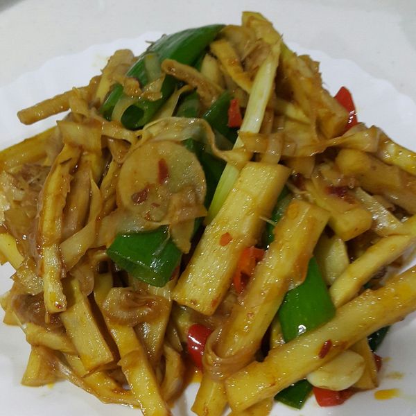 辣炒桂竹筍 : Amber Chang一起做