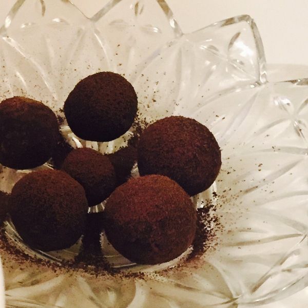 生乳酪巧克力球 : Debby Lee一起做