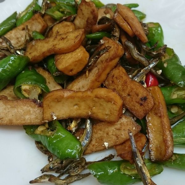 丁香豆乾糯米椒 : 瑋瑋一起做