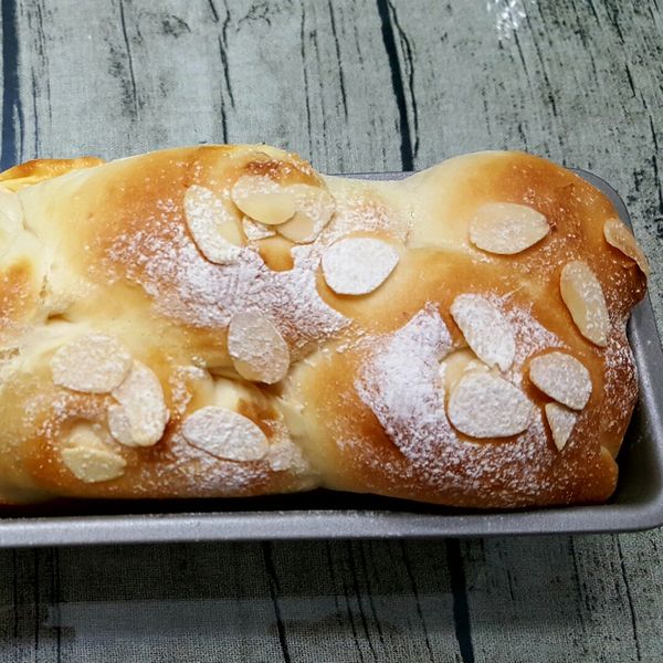 超柔軟手撕6吋優格起司捲(麵包機麵團)：陳盈如 一起做