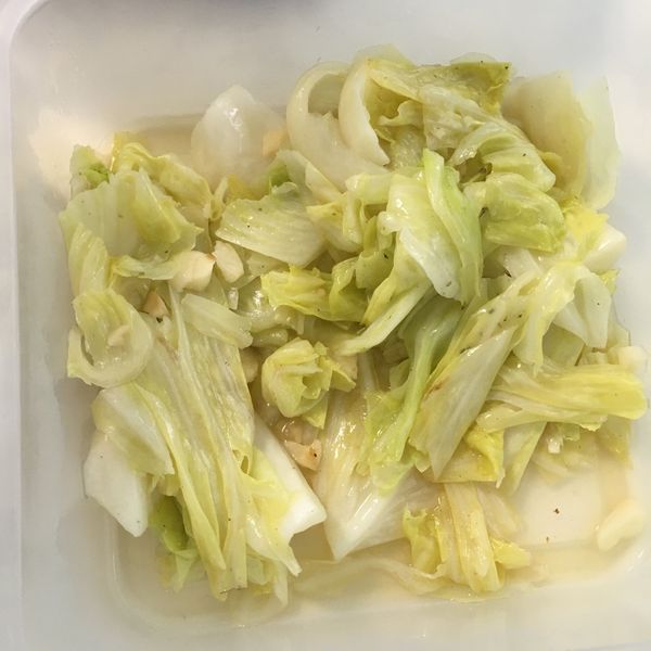 炒高麗菜 : 脆梅一起做