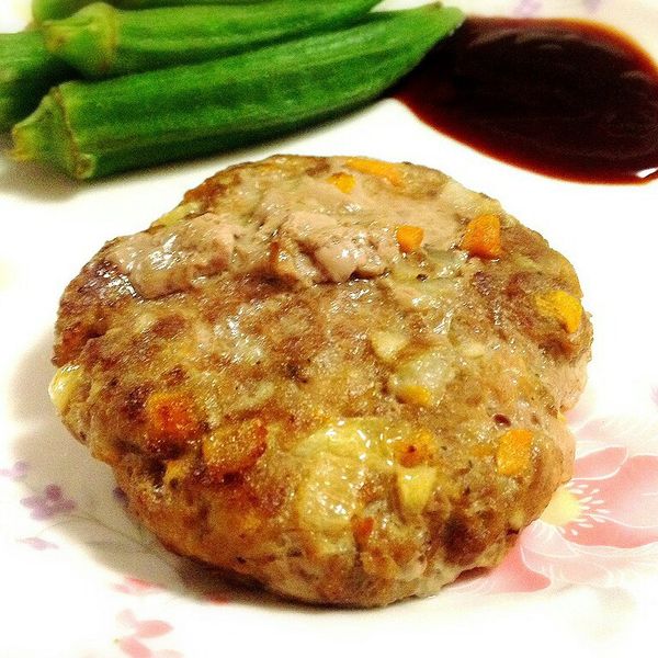 漢堡肉：Molly 一起做