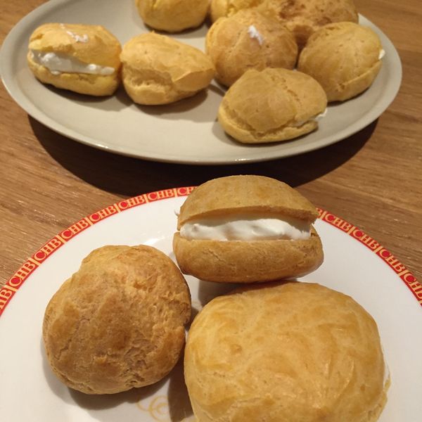 簡易鮮奶油泡芙：Christine Chao 一起做