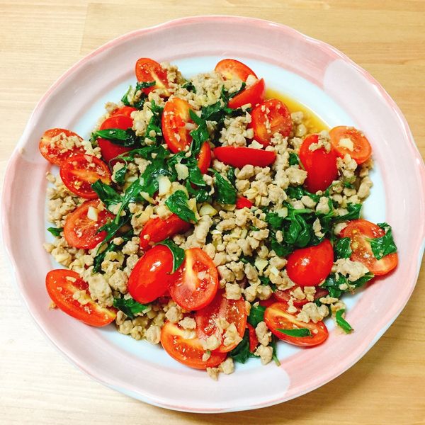 扒完三碗飯! 泰式打拋豬 食譜 : Amanda Su一起做