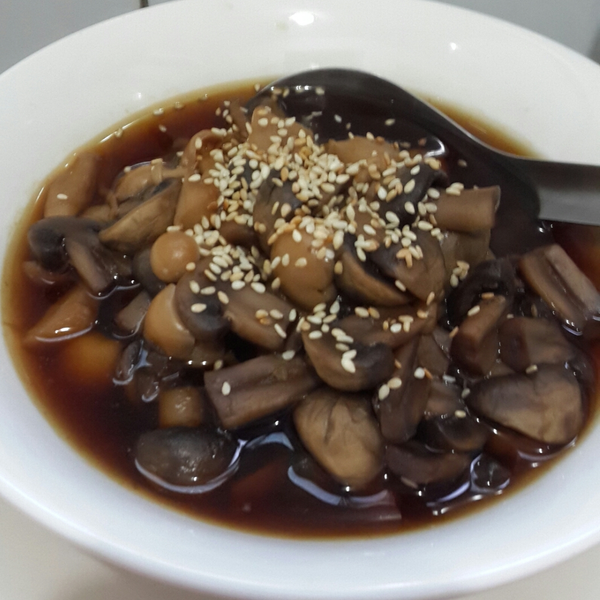 下飯菜!醬滷綜合菇 (杏鮑菇。蘑菇)：Small Yun Lin 一起做