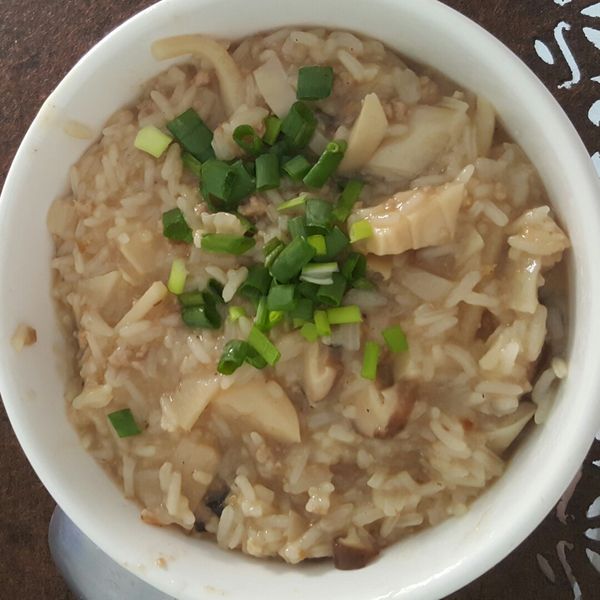 竹筍鹹粥 : 艿媽咪一起做