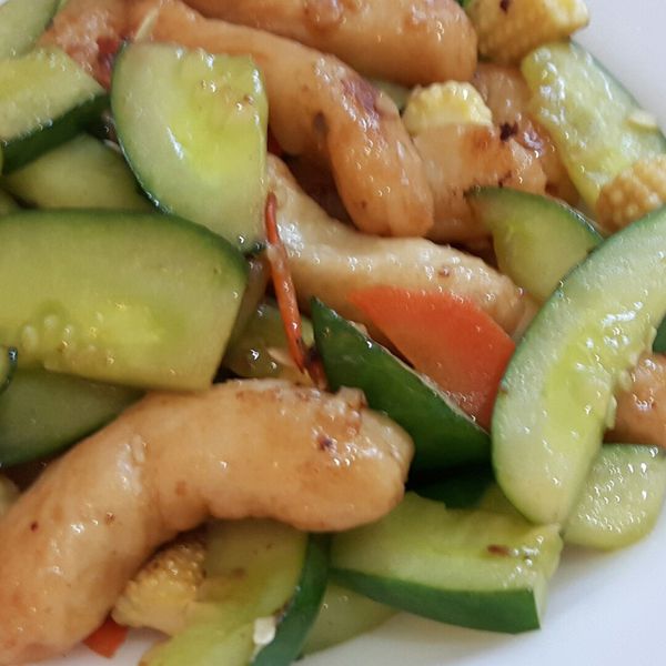 瑪莉廚房：小黃瓜炒甜不辣 : Chichi Shen一起做