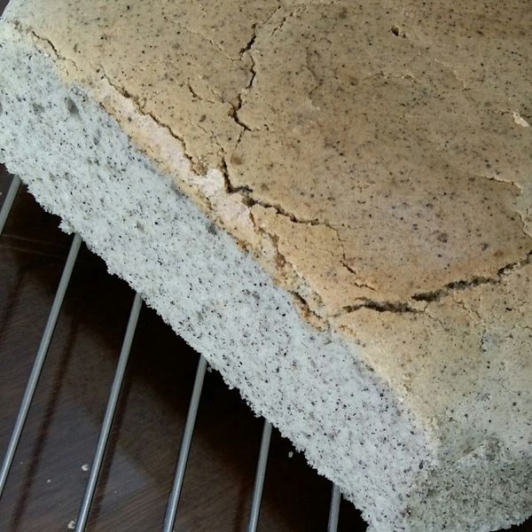 芝麻煉乳棉花蛋糕（第一次就上手有撇步） : 萱媽一起做