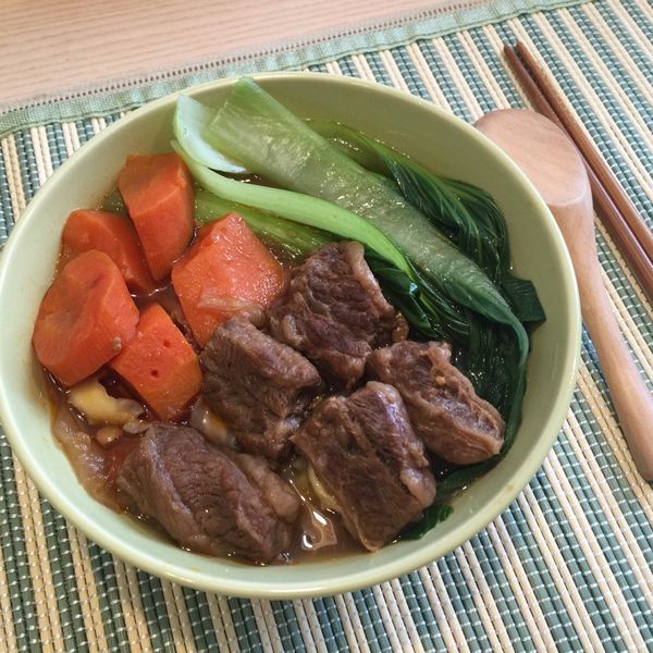 [矽谷美味人妻] 家常紅燒牛肉麵 : 艾瑪一起做