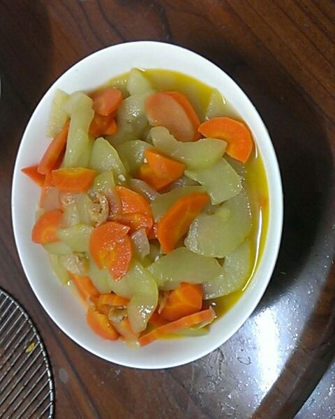 愛烹飪。清炒大黃瓜 : wen一起做