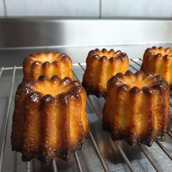 可麗露~不需銅模，也能做出超水準的可麗露 : 盧慧英一起做