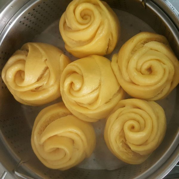 南瓜玫瑰花饅頭 : 龐貝媽咪一起做