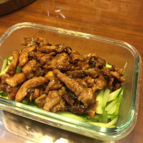 十分鐘上菜~炸醬肉絲【維力炸醬】 : Emily Wang一起做