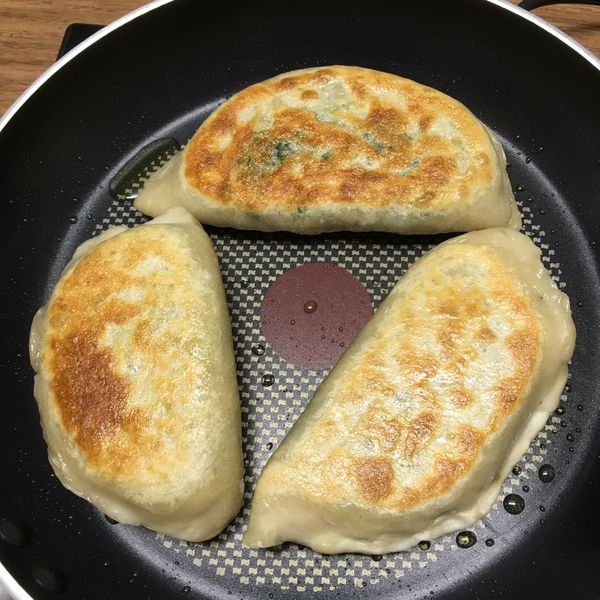 韭菜盒子 : Vivian Lu一起做