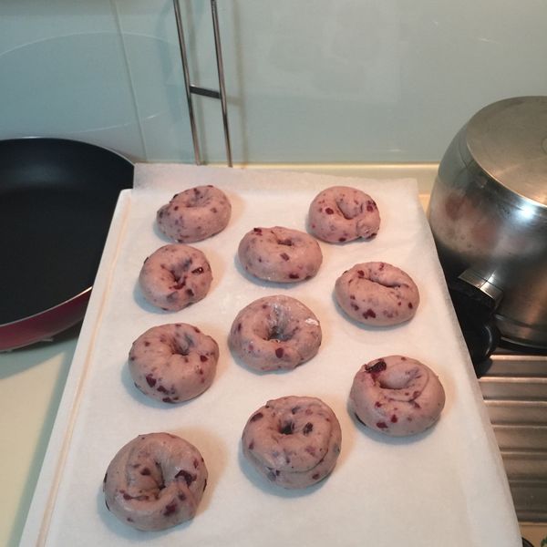 【香濃柔軟】蔓越莓奶油乳酪麵包捲：許雅惠 一起做