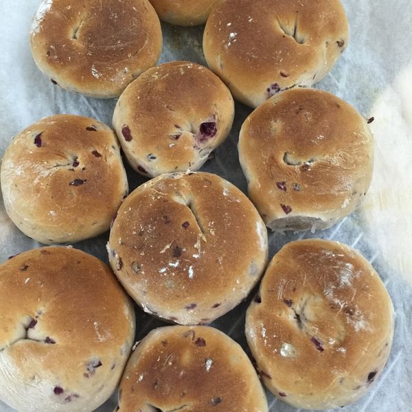 【香濃柔軟】蔓越莓奶油乳酪麵包捲 : 許雅惠一起做