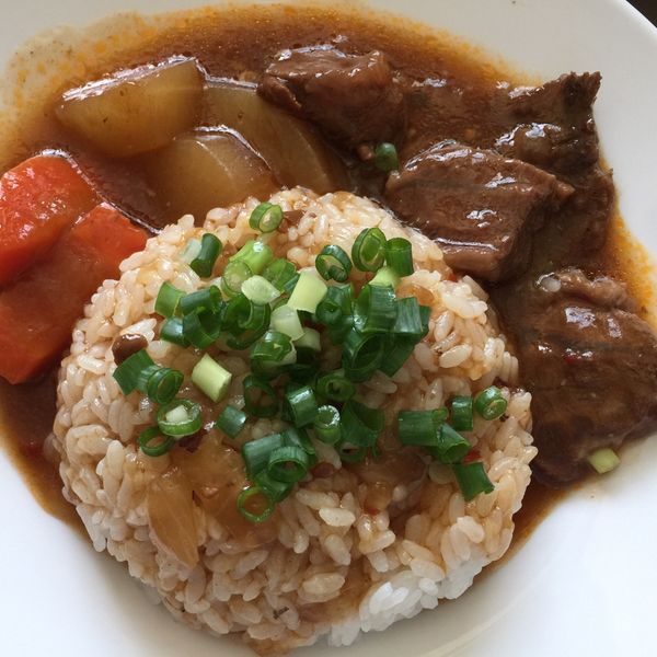 紅燒牛腩飯【台灣良質米】:紫色廚房 一起做