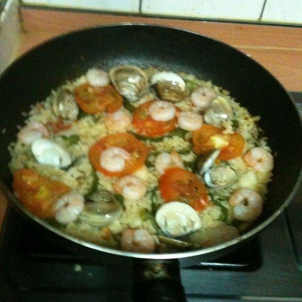  道地口味超EASY西班牙海鮮飯 (2人份)：盧凱莉 一起做