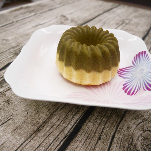 抹茶雙色輕乳酪蛋糕：游詩婷 一起做