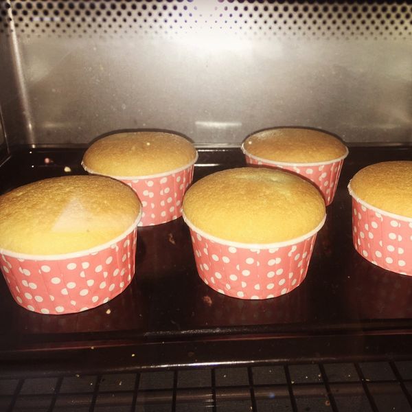 蜂蜜杯子小蛋糕 : 柚子媽一起做