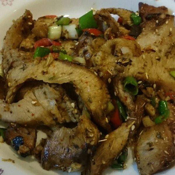 鹹香。香蒜椒鹽松阪豬：黃香 一起做