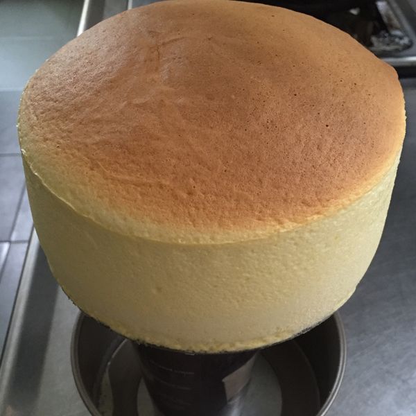 輕乳酪蛋糕 : Valeria一起做