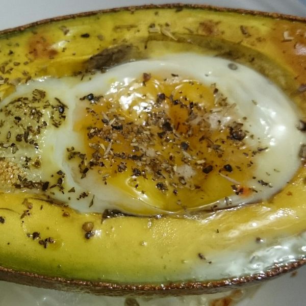 焗烤酪梨營養早餐 : 茱蒂一起做