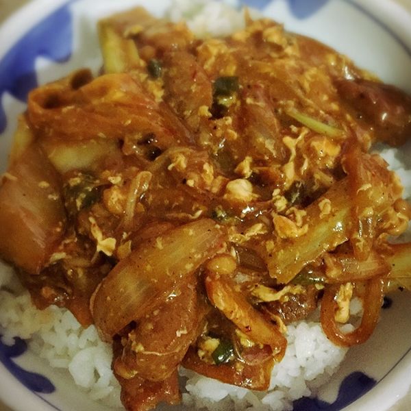 泡菜牛肉丼飯 : 鄭小葵🌻不專業隨便煮一起做