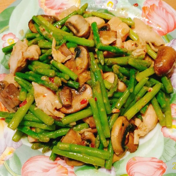 【低卡下飯菜】辣炒雞柳：吳媽咪 一起做