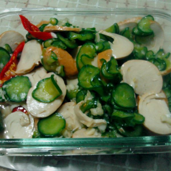 消暑開胃的涼拌小菜-麻香素雞拌小黃瓜 : Yu-Hui Chang一起做