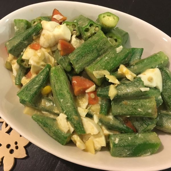 鹹蛋秋葵：多多媽 一起做