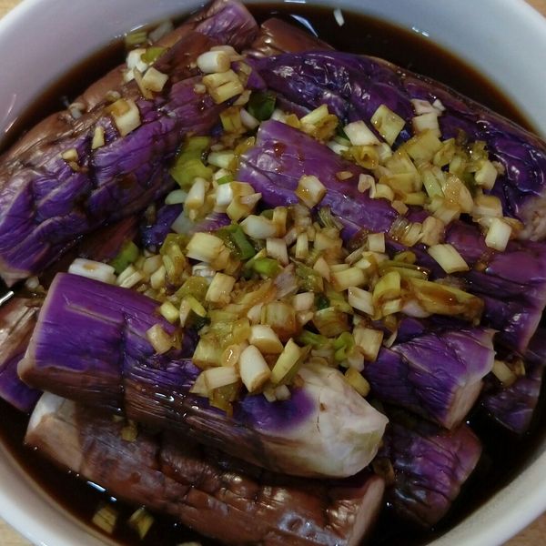♦泰泰風♦ 涼拌紫茄.. 水煮出很紫很紫的茄子  : Sophia Yang一起做