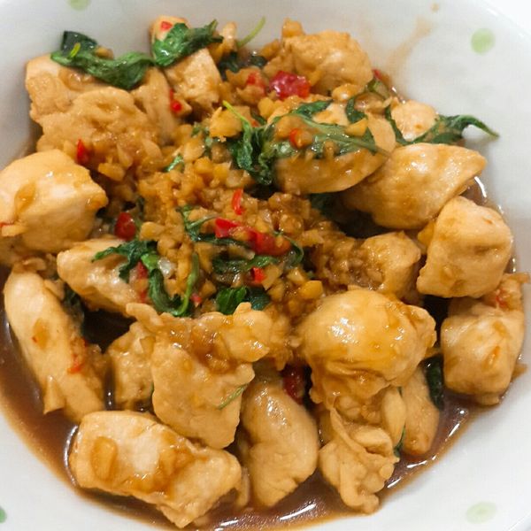 打拋雞丁--比打拋豬好吃100倍!：安綺小姐 一起做