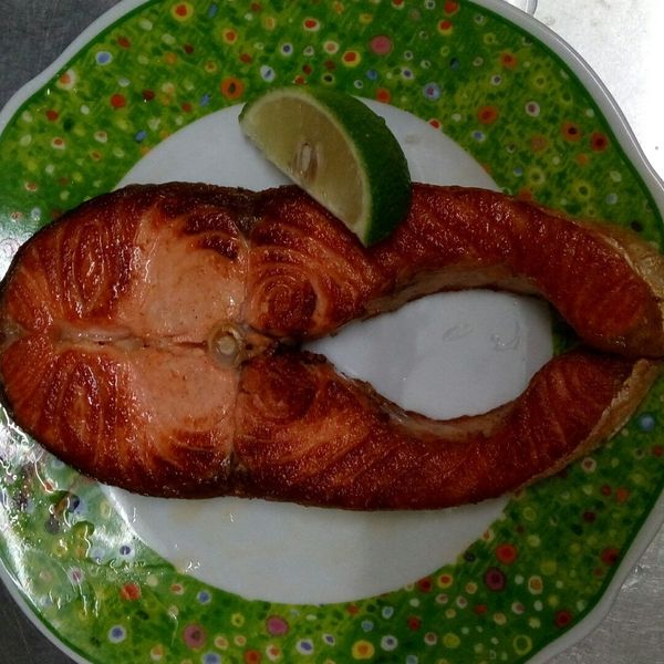 ♥我的手作料理♥ 香煎黑胡椒鮭魚：天天人 一起做