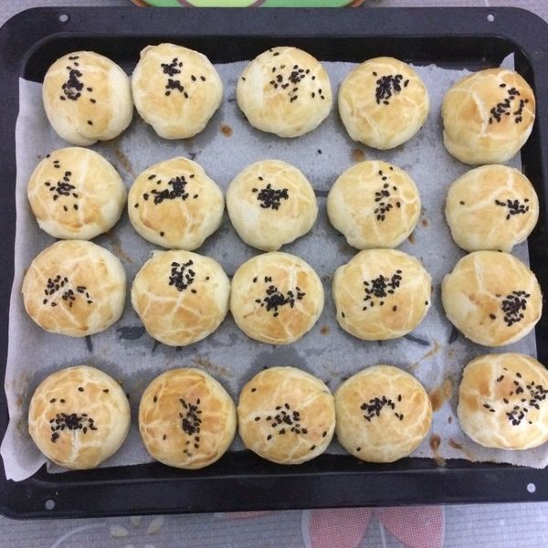蛋黃酥(料理烘烤機)30個：李欣儀 一起做