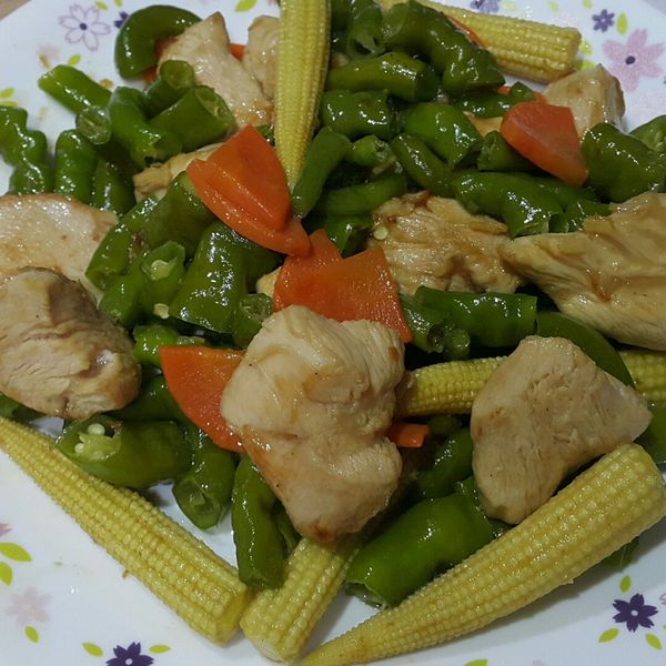 雞胸肉炒鮮蔬（不乾柴的訣竅） : 芸芸眾生一起做