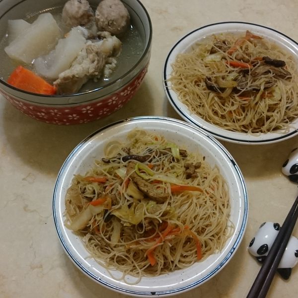 古早味炒米粉 : 貪吃貓一起做