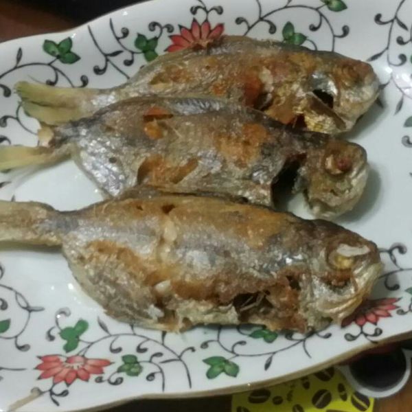 ㄚ曼達的廚房~煎肉魚 : 田小咩一起做