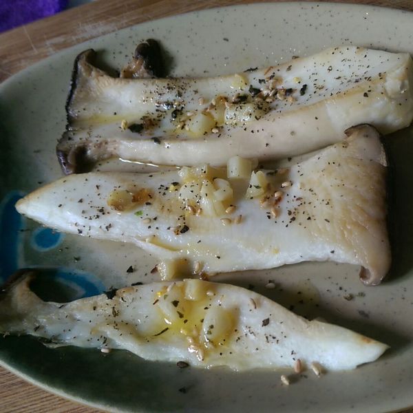 蒜香奶油杏鮑菇（5分鐘）：Cheng Ru 一起做