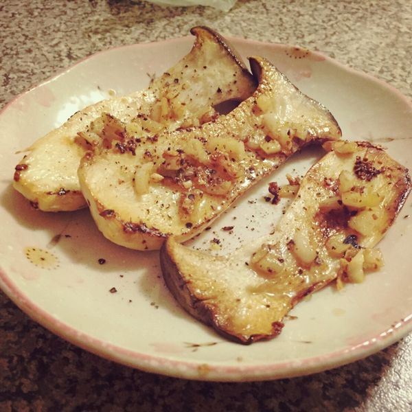 蒜香奶油杏鮑菇（5分鐘）：Ms Children 一起做