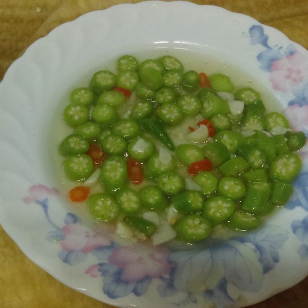 辣炒紅綠秋葵 : Circus Liu一起做