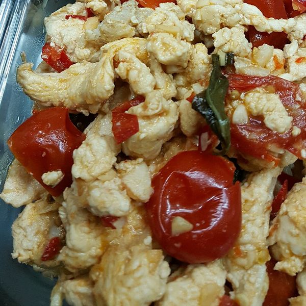 扒完三碗飯! 泰式打拋豬 食譜 : 黃咪咪一起做