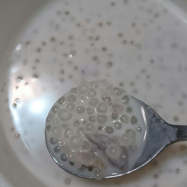 跟著阿基師作西米露--芋頭椰香西米露 : 游可瑜一起做