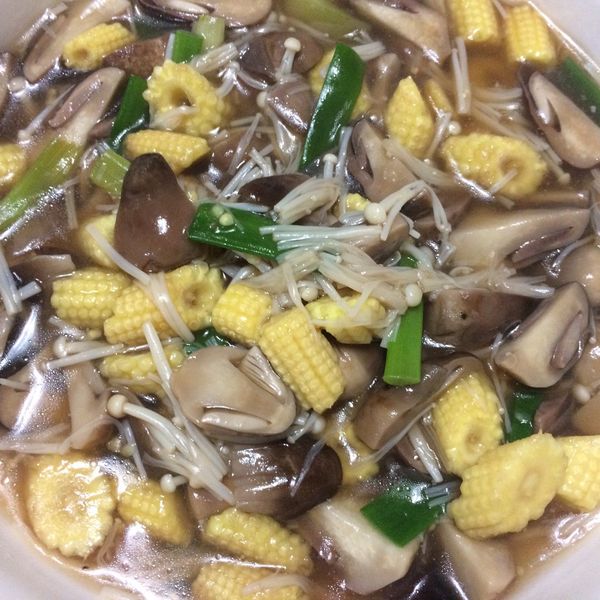 草菇燴玉米筍 : Ivy Chiang一起做