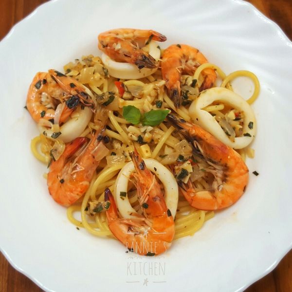 蒜香義大利麵(6人份)：Rannie Chung 一起做
